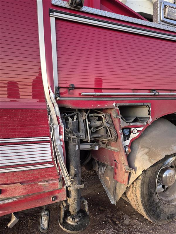 20260120_DamagedFireTruck_3